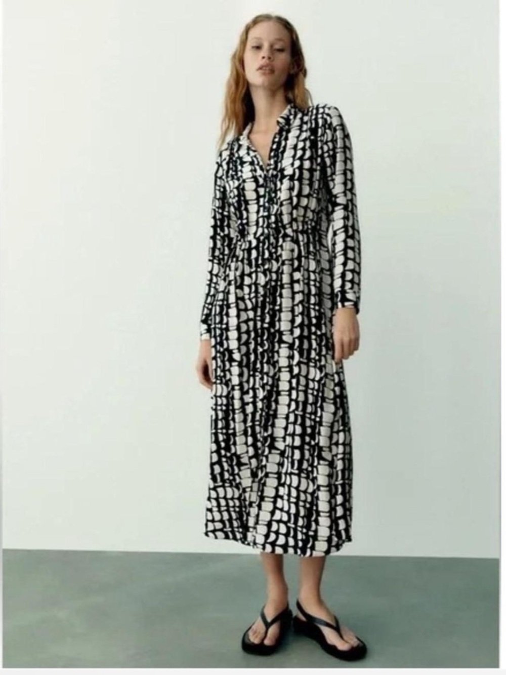 Zara Black & White Long Sleeve Printed Midi Shirt Dress size M